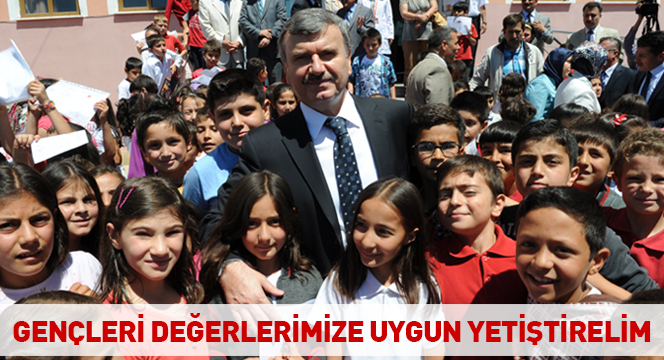 Gençleri Değerlerimize Uygun Yetiştirelim Gençleri Değerlerimize Uygun Yetiştirelim