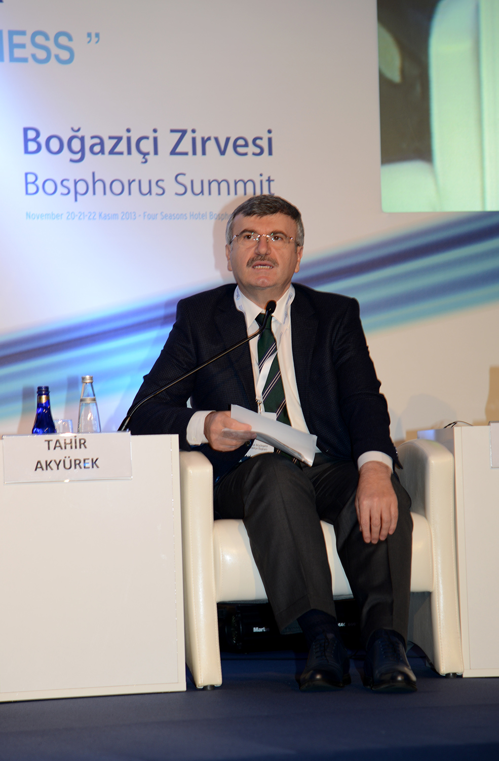 konya büyükşehir belediye başkanı Tahir akyürek